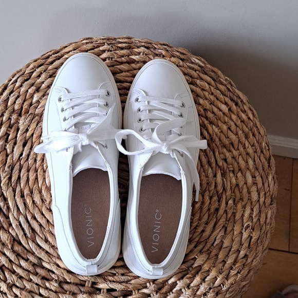 NWOT Vionic Womens Winny Casual/Athleisure/Comfort White Leather Sneakers 9 - Picture 6 of 9